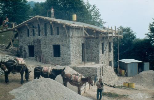 009_rifugio-costruzione-1980